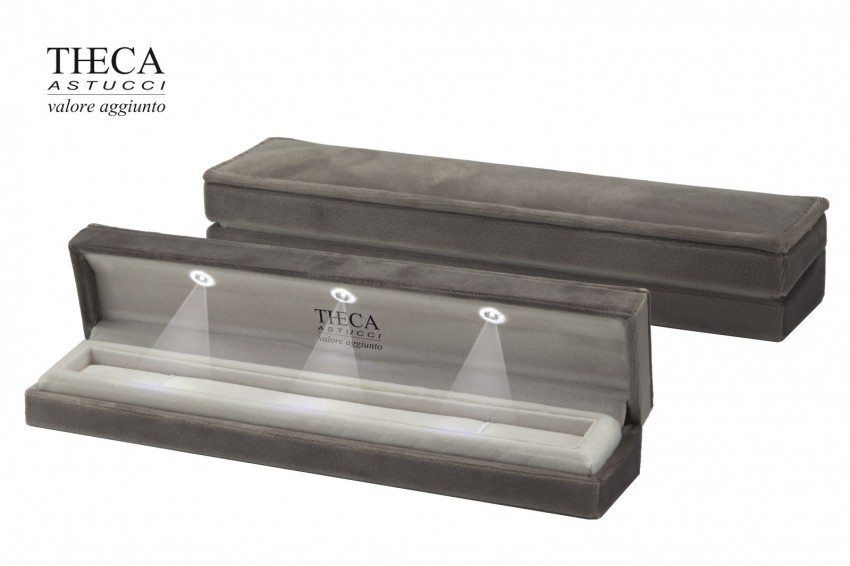 Presentation boxes Jewellery box with led Led light box Sara velvet Sara velvet led …