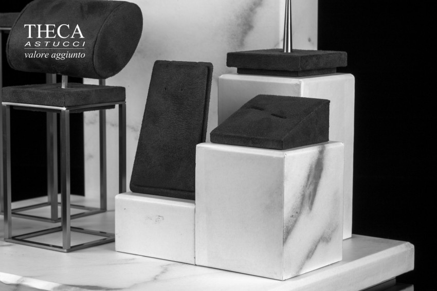 Carrara j jewelry point of sale 450x350x300 - CAR9000 - Photo 3